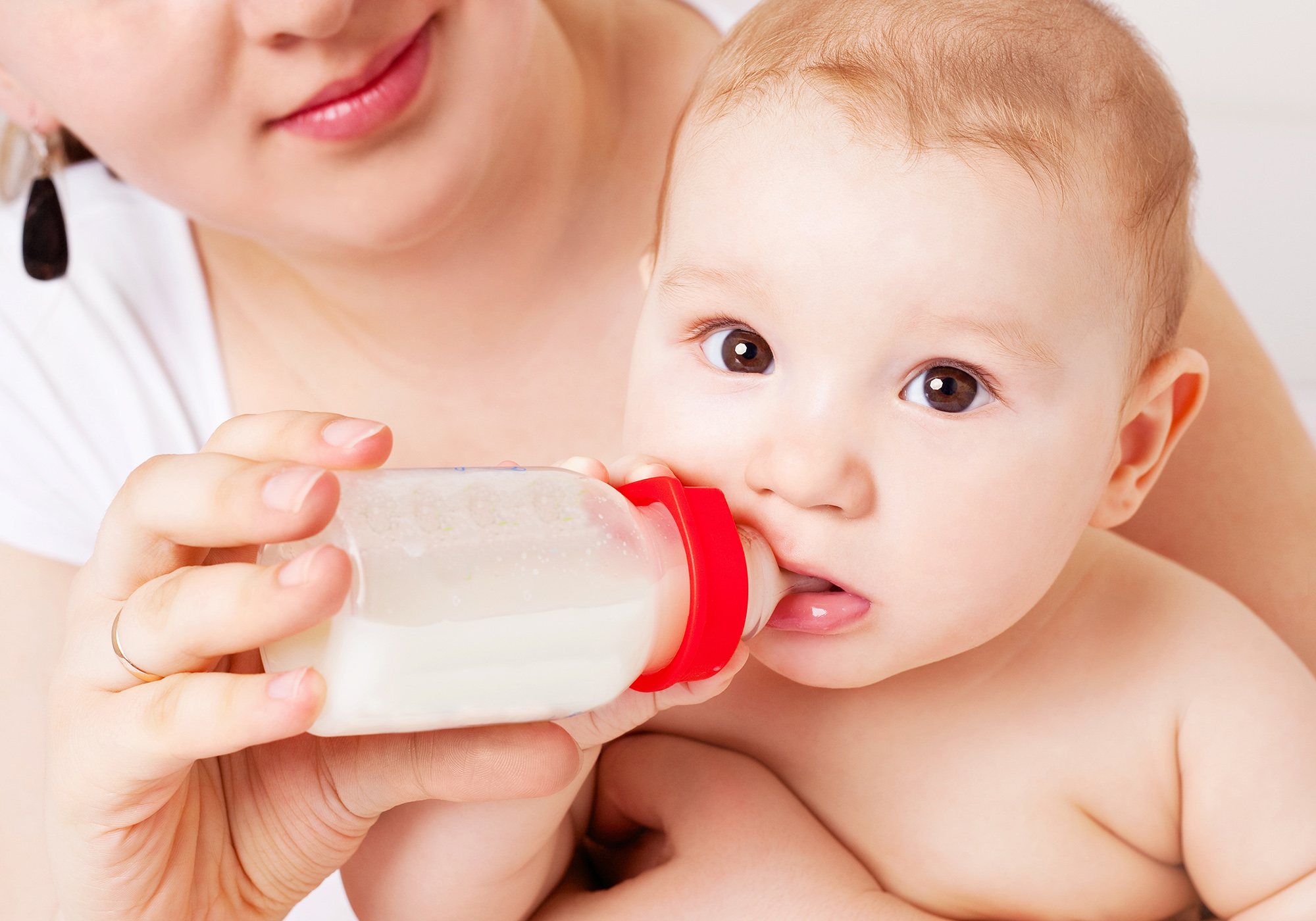 寶寶不停打嗝干著急？止嗝方法看這里