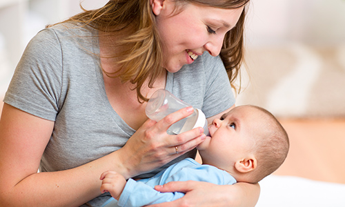 母乳不足別擔(dān)心，教你學(xué)會科學(xué)混合喂養(yǎng)！